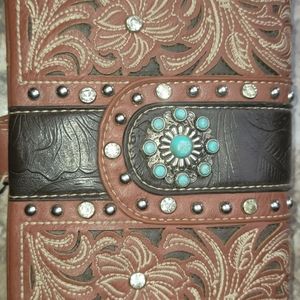 Montana west wallet